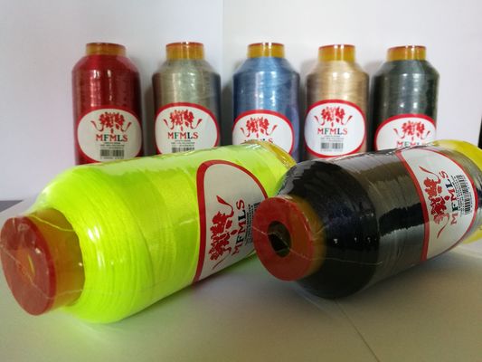 120D 100% polyester borduurgarens 5000 meter per kegel voor borduurwerk en naaiwerk