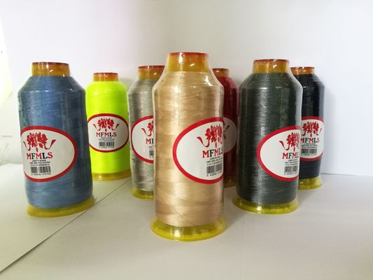 120D 100% polyester borduurgarens 5000 meter per kegel voor borduurwerk en naaiwerk