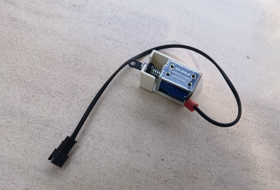 Black Jump-solenoïde / Cutter-solenoïde voor geautomatiseerde borduurmachine