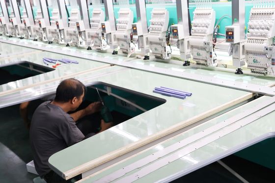 Computerized cord embroidery machine met laser snij systeem