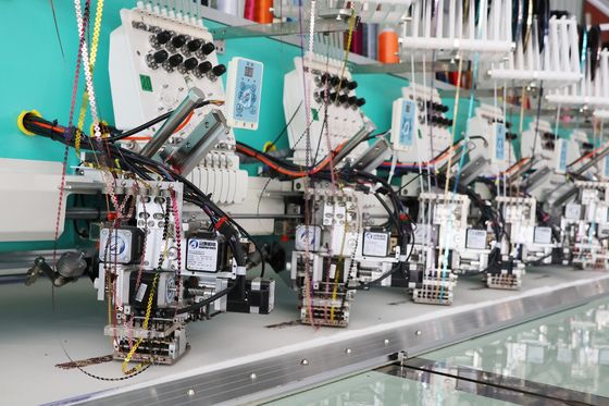 Bescherming tegen oververhitting 6 Sequins Borduurmachine Meerdere koppen 9 Naalden