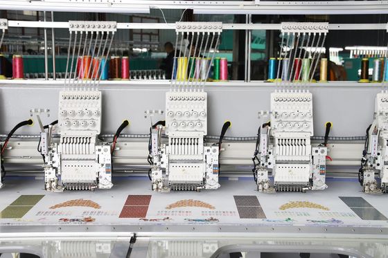Automatische computerborduurmachine 15 koppen High Speed Borduurmachine