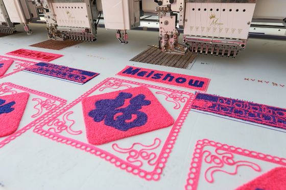 Multifunctioneel 15 koppen handdoek borduurmachine met computer plat borduurwerk