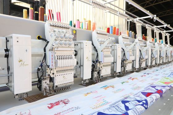 13 talen Sequins Borduurmachine High Speed Computer Borduurmachine