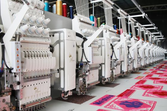 13 talen Sequins Borduurmachine High Speed Computer Borduurmachine